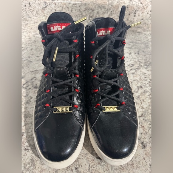Nike LeBron 12 NSW Lifestyle QS Black Challenge Red 2014 Men’s Size 10 main image 5